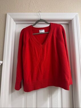 Old Navy Women's Bright Red V-Neck Sweater